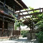 Enchevite Strannopriemnitsi Guest house Zlatograd