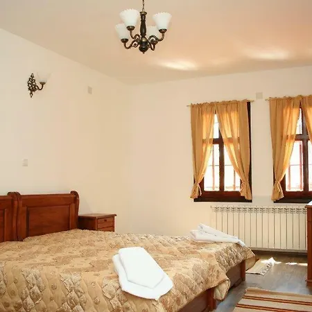 Guest house Enchevite Strannopriemnitsi Zlatograd