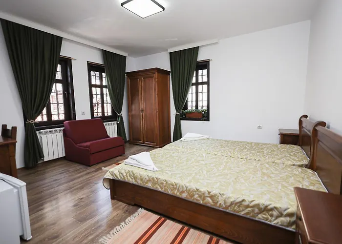 Enchevite Strannopriemnitsi 3* Zlatograd