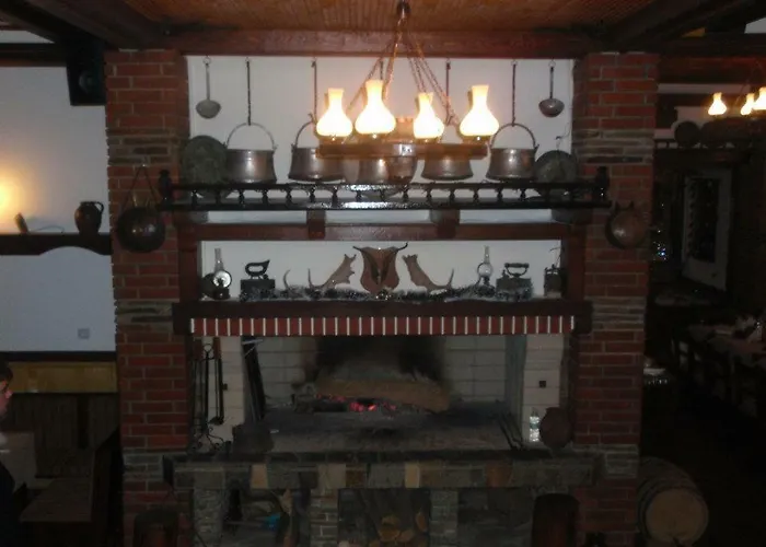 Enchevite Strannopriemnitsi 3*